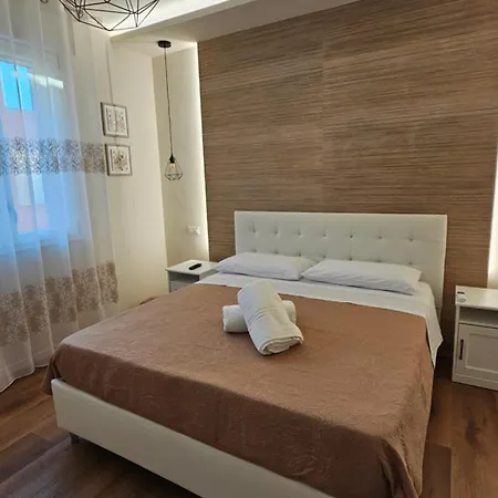 Stefany's House Apartament Lecce