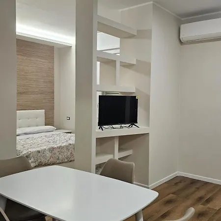 Stefany's House דירה *