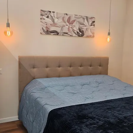 Stefany's House דירה לצ'ה